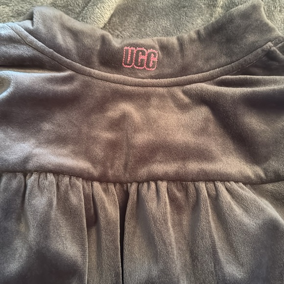 UGG Grey Velour jogger and zip jacket - Picture 11 of 11